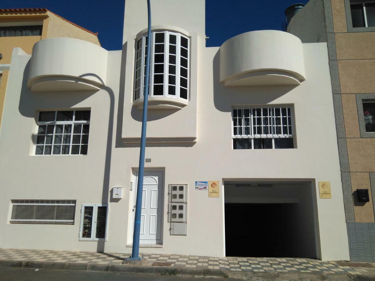 Toni'S Arinaga Exterior foto